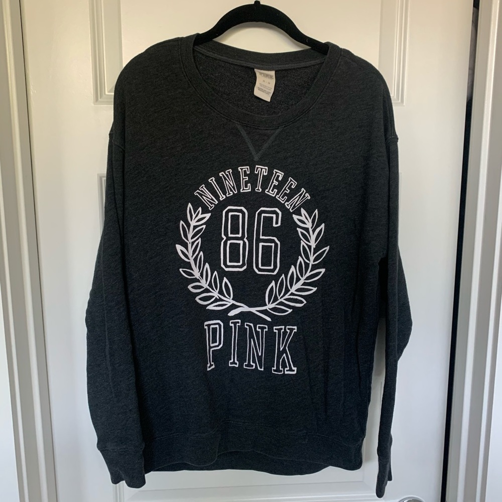 PINK Victoria’s Secret crew neck pullover